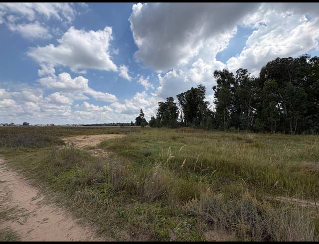 2,969M² VACANT LAND FOR SALE IN VAALPARK